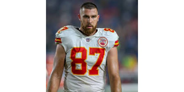 Travis Kelce espère continuer à signer avec les Chiefs de Kansas City